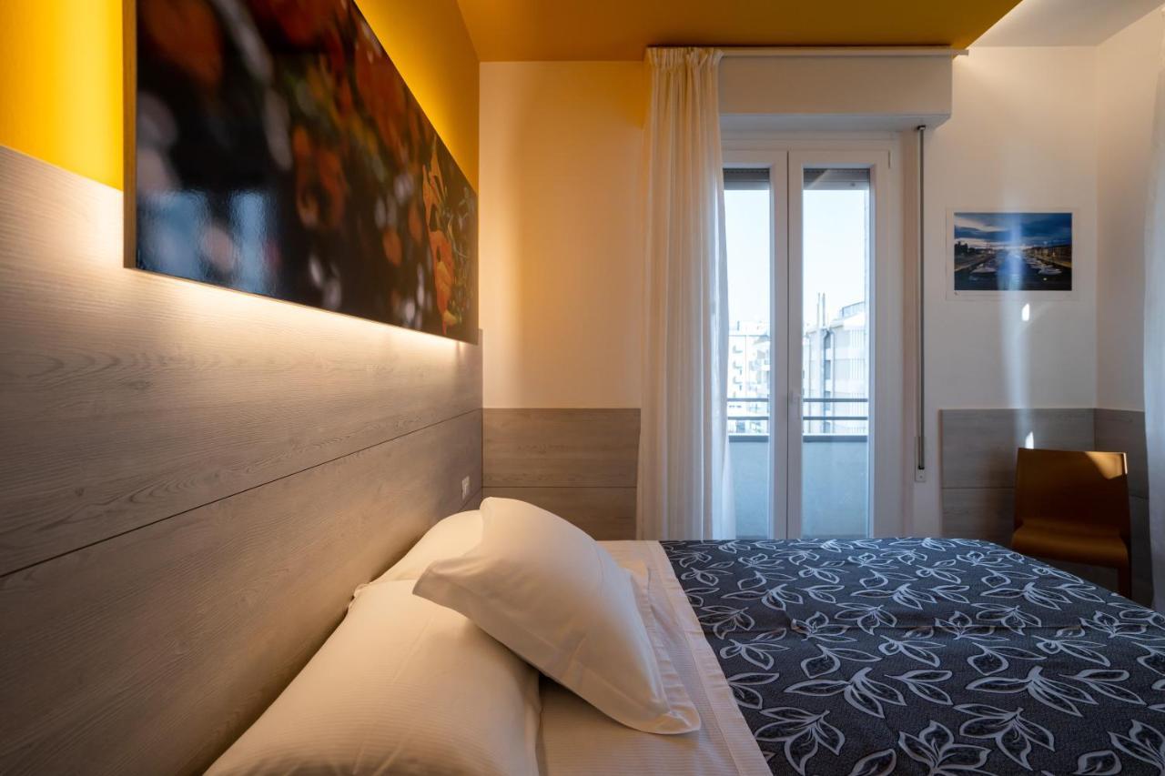Hotel Clipper Pesaro Zewnętrze zdjęcie